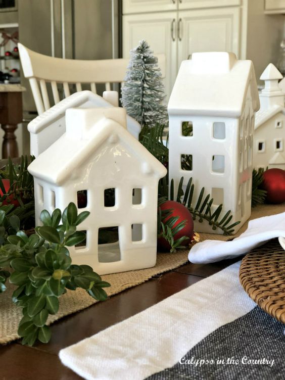 Christmas Coffee Table Decor Ideas