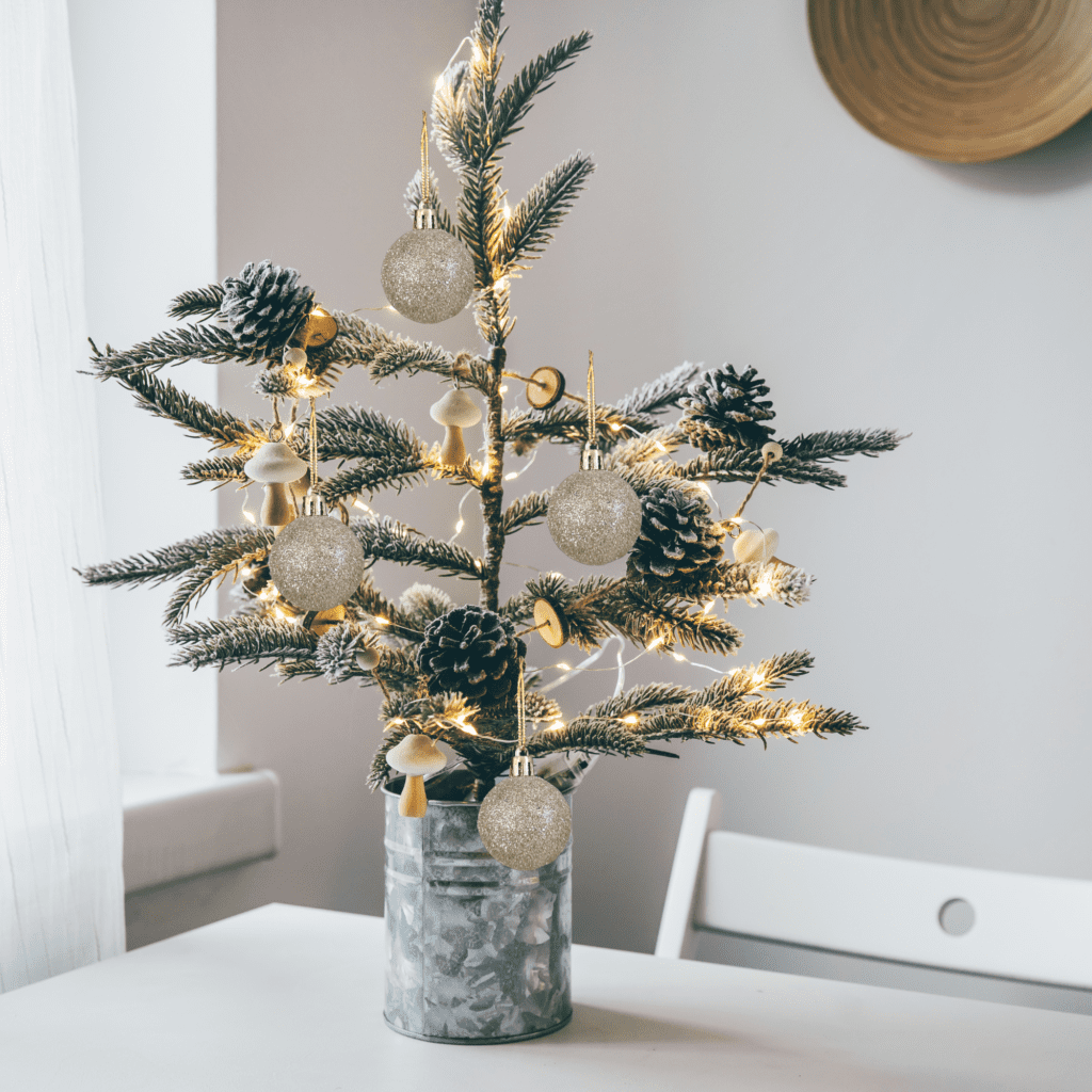 Minimalist Christmas Decor Ideas