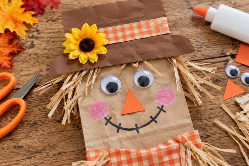 10 Easy Fall Crafts for Preschoolers, Toddlers